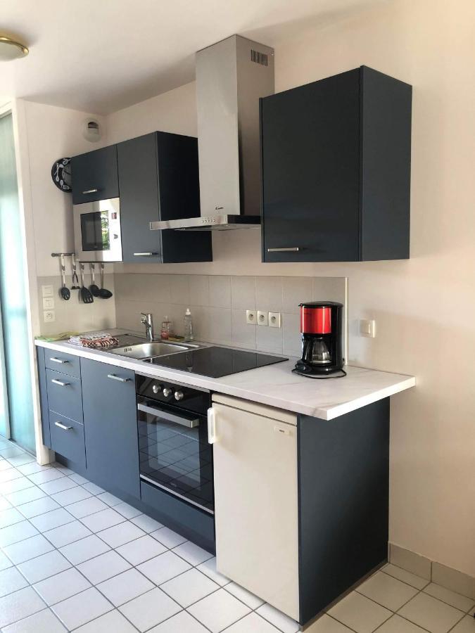 Anselme, F2 Duplex Avec Cour Commune Et Proche De La Mer ,2 Ver-sur-Mer Buitenkant foto
